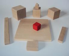 Cube et bloc en bois