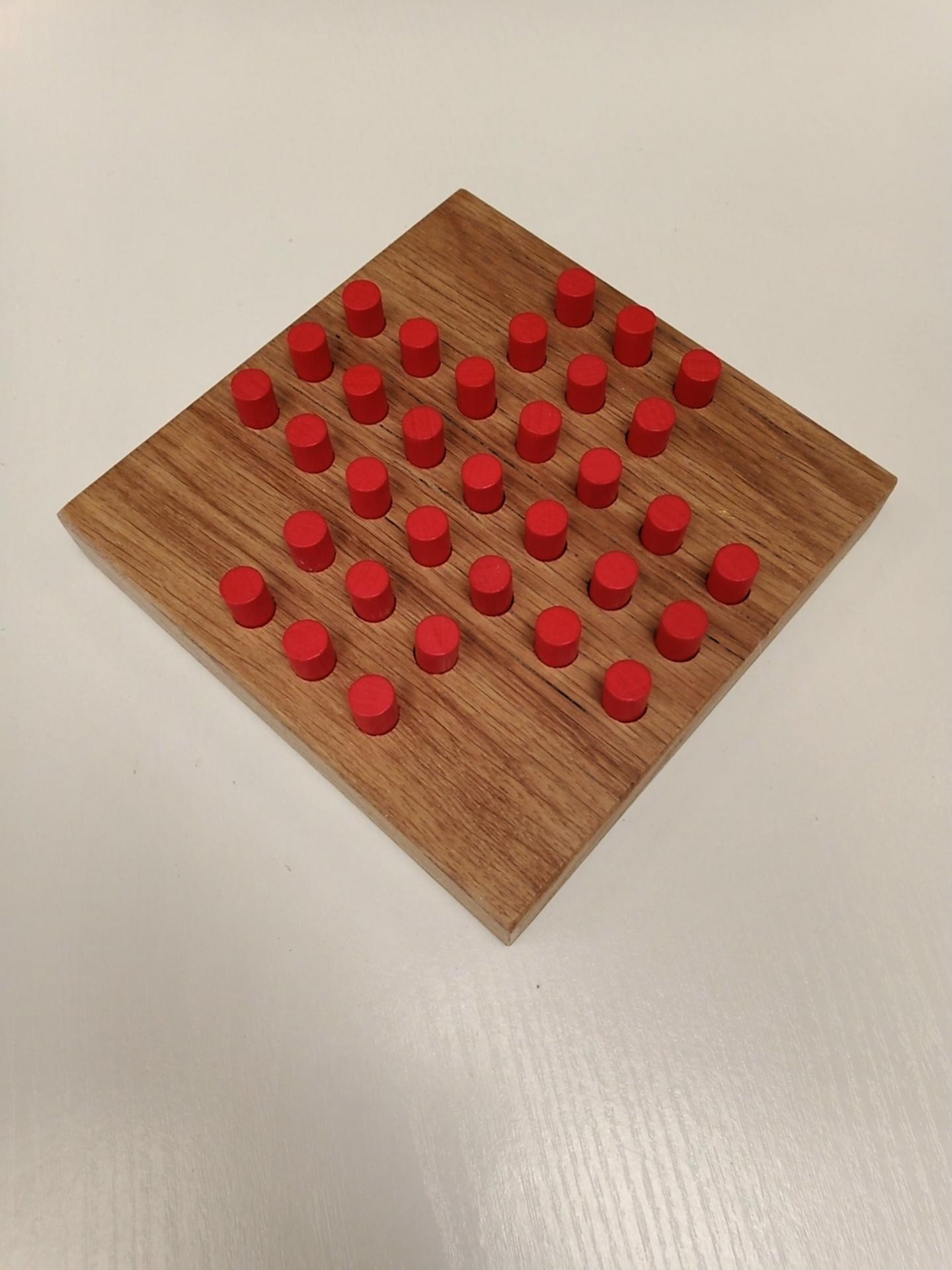 JEU DU SOLITAIRE EN BOIS